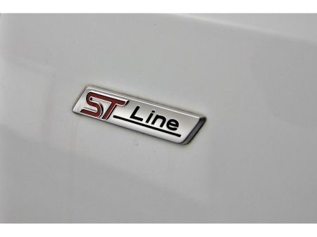 2023 Ford Focus 1.0 TITANIUM 125BHP MHEV *VERY LOW MILEAGE*FULL LEATHER*EL.PAN ROOF* thumbnail