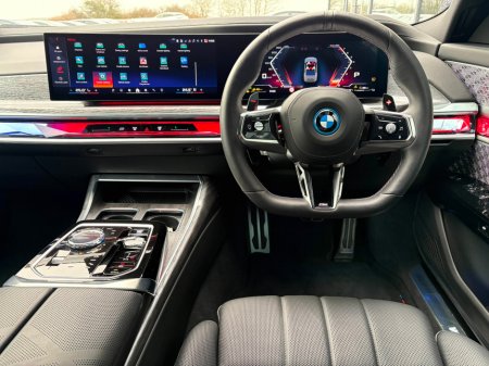 2025 BMW 7 Series M760e xDrive M Sport Pro [Ultimate Pack] €134,995 thumbnail