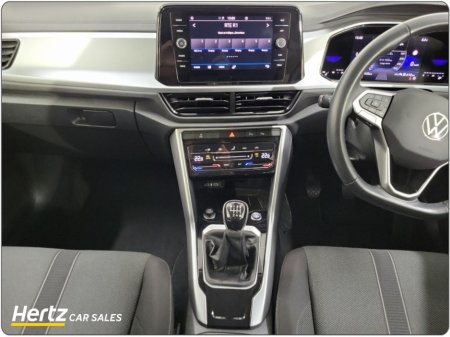 2024 Volkswagen T-Roc SPEC ED 1.0TSI Petrol Manual €28,970 thumbnail