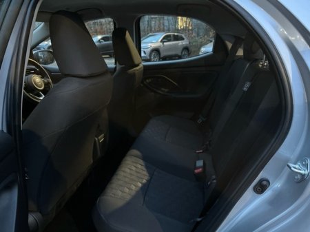 2025 Toyota Yaris - thumbnail 7