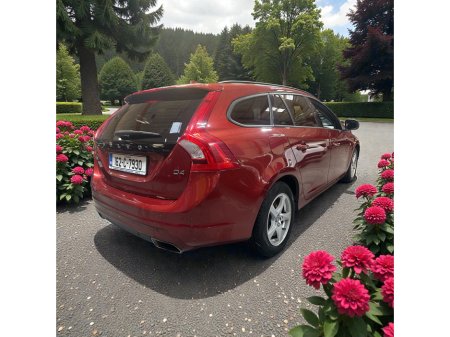 2016 Volvo V60 D4 (190hp) SE +Leather €10,888 thumbnail