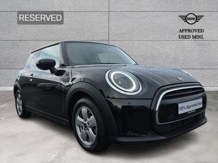 2023 MINI Hatch - €24,950