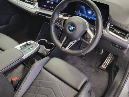 2025 BMW X1 - thumbnail 6