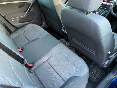 2018 Volkswagen Golf 1.2i TSI Petrol Automatic Comfortline €17,500 thumbnail