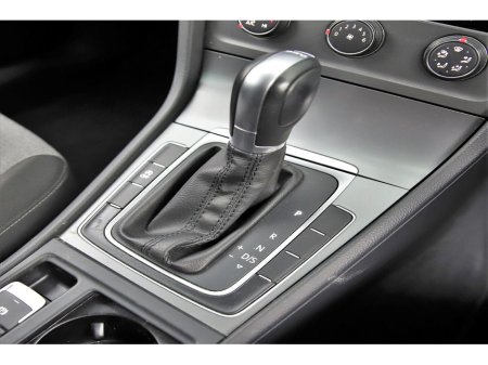 2015 Volkswagen Golf 1.2 TSI DSG MK7 TRENDLINE €14,490 thumbnail