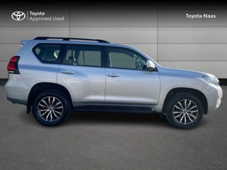 2020 Toyota Landcruiser - thumbnail 3