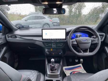 2023 Ford Focus - thumbnail 8