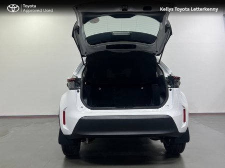 2022 Toyota Yaris Cross - thumbnail 10