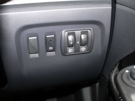 2016 Renault Captur - thumbnail 25