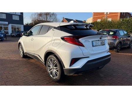 2023 Toyota C-HR Hybrid SOL 4DR Auto €27,990