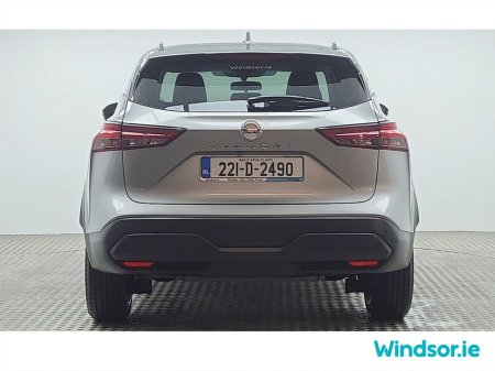 2022 Nissan Qashqai 1.3 PET MILD HYBRID SV + Glass Roof Rail Pack €25,995 thumbnail
