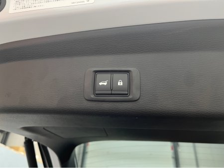 2024 Mitsubishi Outlander - thumbnail 9