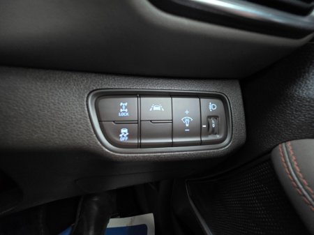 2019 Hyundai Santa Fe 4WD Executive Plus 5DR €26,950 thumbnail