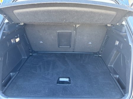 2018 Peugeot 3008 - thumbnail 4