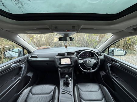 2020 Volkswagen Tiguan - thumbnail 10