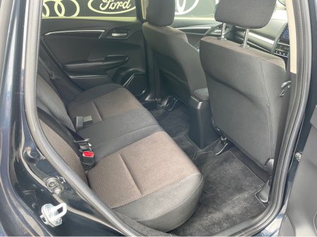 2016 Honda Fit - thumbnail 13