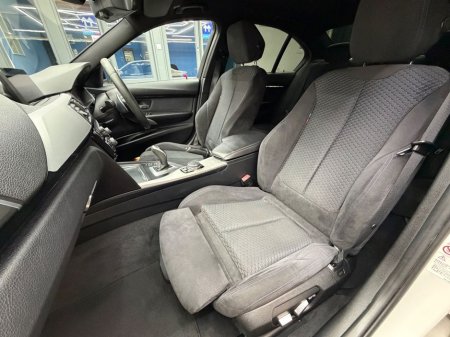 2016 BMW 3 Series - thumbnail 26