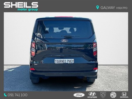 2026 Ford Tourneo Custom 1 TOURNEO PHEV LEFT - CANCELLED ORDER €65,950 thumbnail