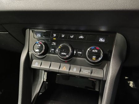 2023 Skoda Karoq Ambition 1.0TSI 110BHP - Parking Sensors - Climate Control - Cruise Control - Auto Lights/Wipers - Apple CarPlay/Android Auto €29,950 thumbnail