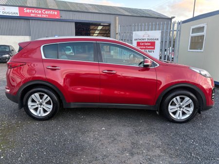 2017 Kia Sportage 1.7 PLATINUM €12,995 thumbnail