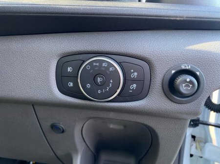 2026 Ford Transit - thumbnail 15