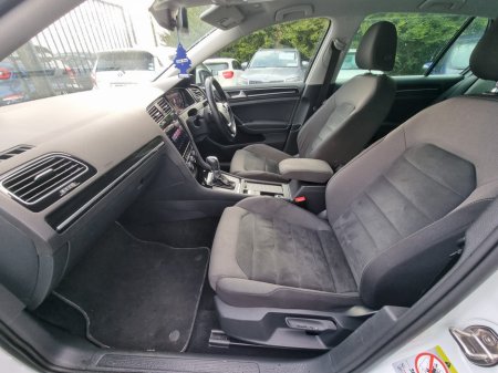 2018 Volkswagen Golf 2018 VOLKSWAGEN GOLF HI-LINE AUTO NCT'd €15,990 €15,990 thumbnail