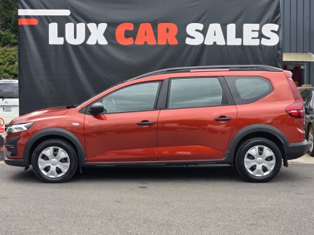 2024 Dacia Jogger TCe 110 Essential €21,950