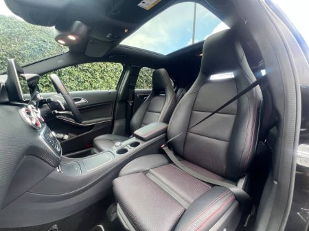 2016 Mercedes-Benz A Class - thumbnail 2