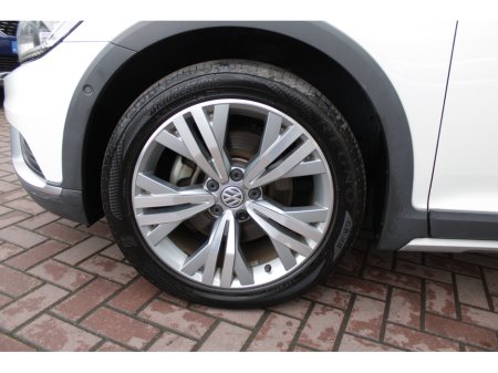 2019 Volkswagen Passat 2.0TDI 150BHP ALLTRACKEDITION 5DR ESTATE AUTOMATIC // STUNNING CAR WITH ONLY 108, 000 KMS // BUY WITH CONFIDENCE AA AND SIMI APPROVED DEALER 2025 // FINANCE ARRANGED // ALL TRADE INS WELCOME // €23,950 thumbnail