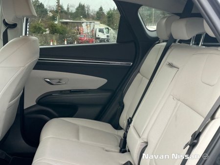 2022 Hyundai Tucson 4WD Executive PHEV Auto thumbnail