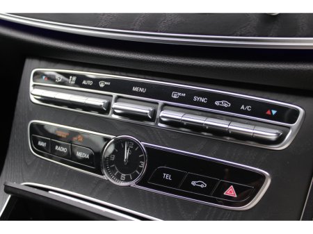 2019 Mercedes-Benz E Class - thumbnail 16