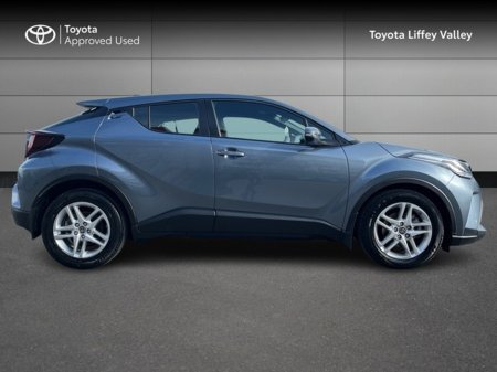 2023 Toyota C-HR - thumbnail 3