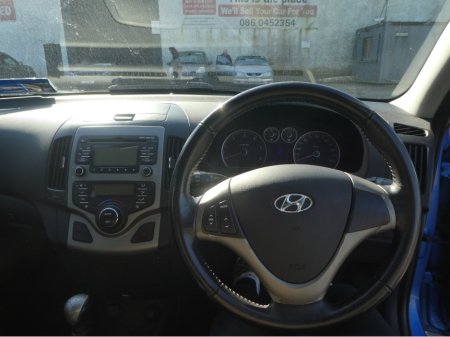 2010 Hyundai i30 - thumbnail 5