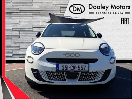 2025 Fiat 600 1.2 100hp Hybrid Auto eDCT 6 €28,950