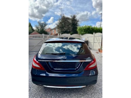 2015 Mercedes-Benz CLS Class 220 D AMG LINE 5DR AUTO €17,950