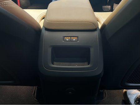 2023 Volvo XC60 - thumbnail 16