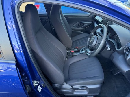 2021 Toyota Yaris - thumbnail 22