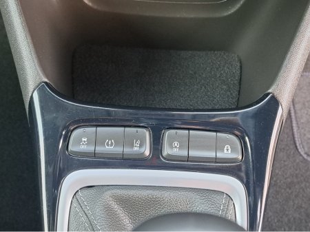 2022 Opel Crossland ULTIMATE 1.2TURBO 130BHP **LEATHER/SUEDE INTERIOR** €19,950 thumbnail