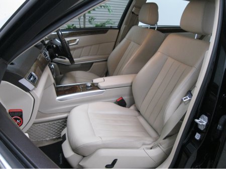 2015 Mercedes-Benz E Class 200 BLUETEC EXCLUSIVE 4DR AUTO €12,795 thumbnail