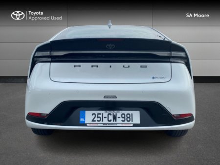 2025 Toyota Prius PLUG-IN HYBRID with LEATHER €38,250