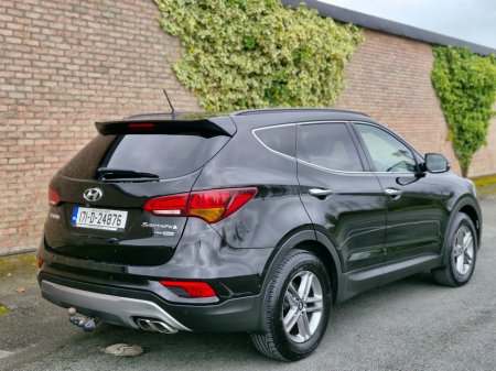 2017 Hyundai Santa Fe - thumbnail 13