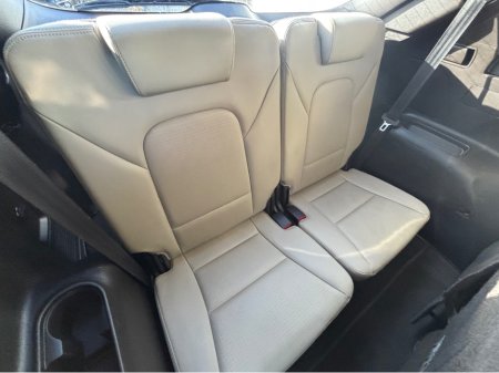 2015 Hyundai Santa Fe 4WD EXECUTIVE 4DR €12,950 thumbnail