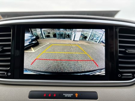 2021 Kia Sportage - thumbnail 18