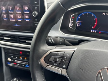 2024 Volkswagen T-Roc - thumbnail 14