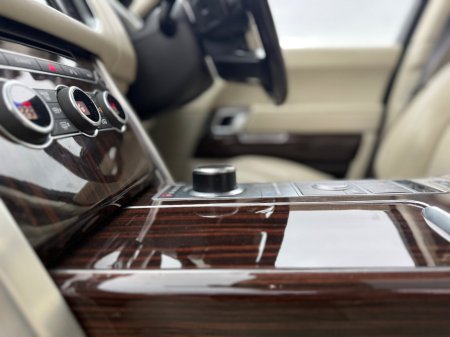 2016 Land Rover Range Rover 3.0 TDV6 Vogue €47,400 thumbnail