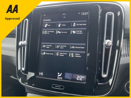 2021 Volvo XC40 R-DESIGN T4 RECHARGE FREE DELIVERY €32,750