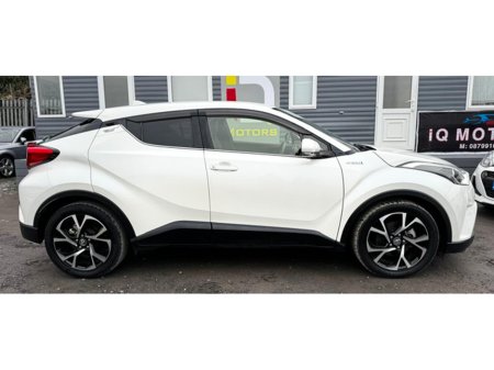 2017 Toyota C-HR 1.8L Petrol-Hybrid Automatic (7686) €18,995 thumbnail