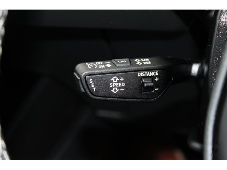 2022 Audi e-tron 55 quattro S Line €30,950 thumbnail