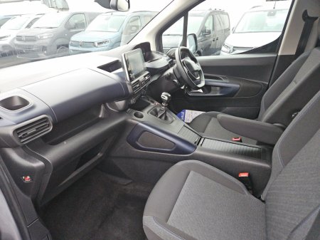 2021 Peugeot Rifter Lowered Floor Wheelchair Acess €20,995