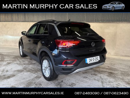 2024 Volkswagen T-Roc - thumbnail 9